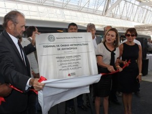 http://www.mariliacampos.com.br/fotos/18032016-inauguracao-terminal-justinopolis