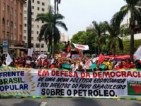 Milhares vão às ruas de Belo Horizonte em defesa da Petrobras e da democracia e contra o ajuste fiscal