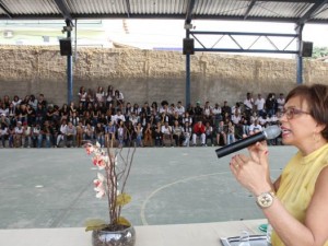 http://www.mariliacampos.com.br/fotos/17092016-escola-ma--coutinho-emocoes-luta-e-uniao