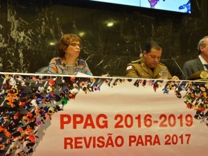 http://www.mariliacampos.com.br/fotos/11112016-encerramento-ppag-2016-entrega-dos-relatorios