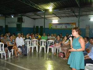 http://www.mariliacampos.com.br/fotos/24102016-reuniao-com-moradores-nova-contagem